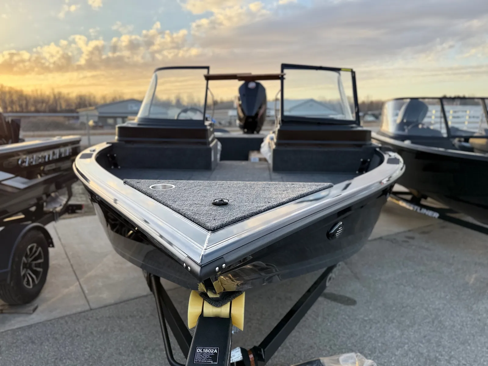 Crestliner 2050 Fish Hawk, фотография 2