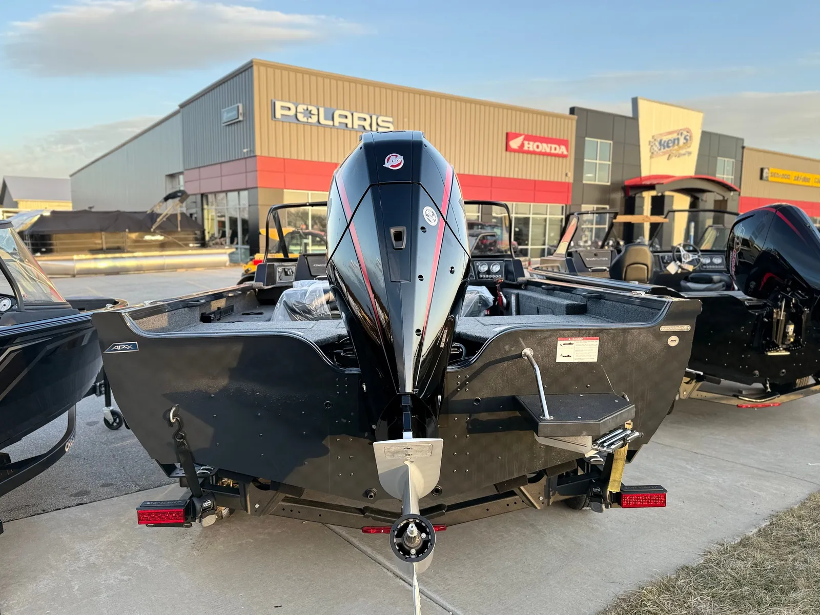 Crestliner 2050 Fish Hawk, фотография 5