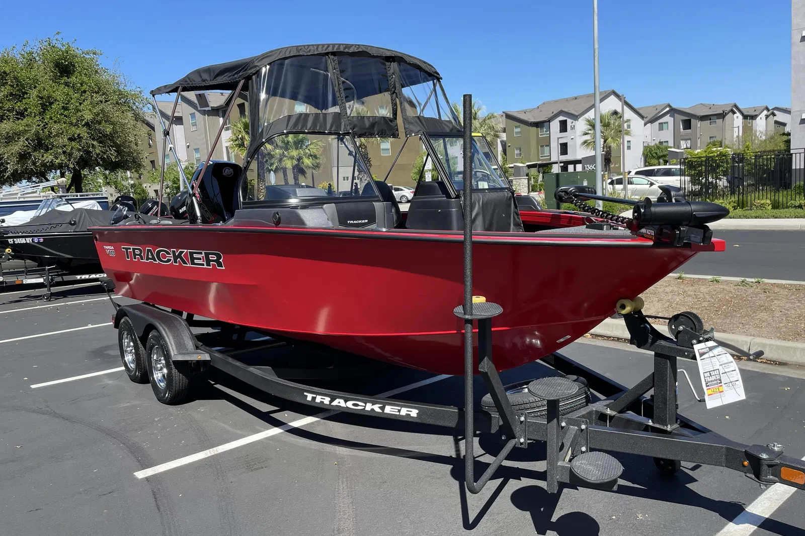 Tracker Targa V-18 WT, фотография 4