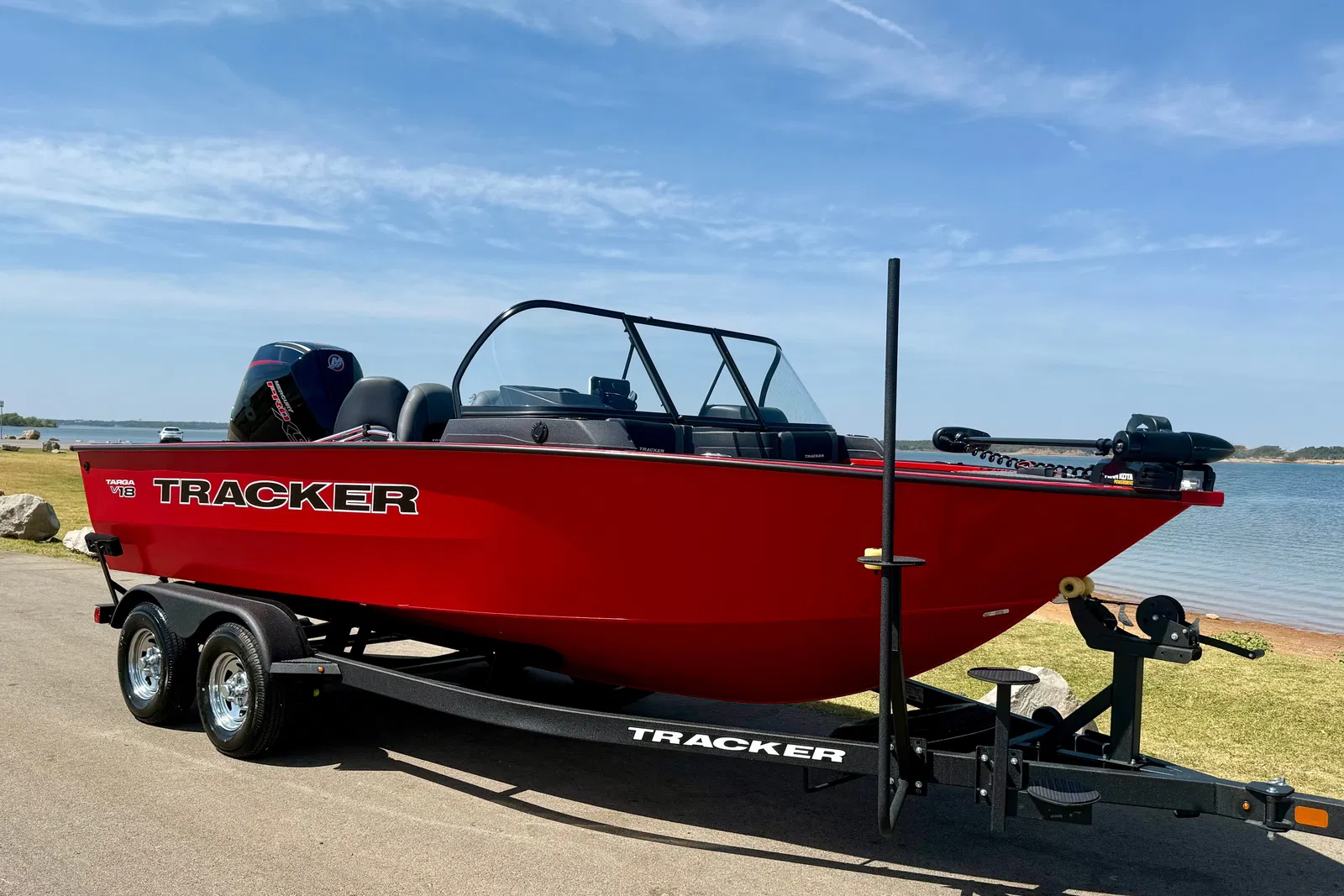 Tracker Targa V-18 Combo, фотография 4
