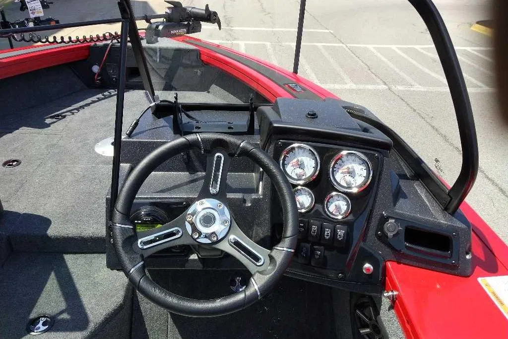 Tracker Targa V-19 Combo, фотография 8