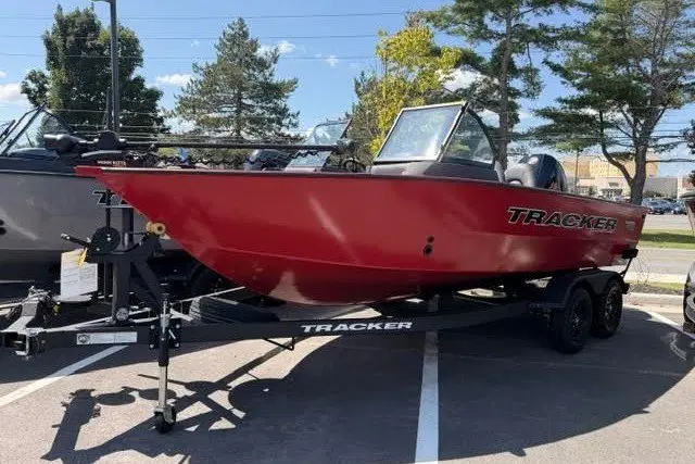 2026 Tracker Targa V-18 WT
