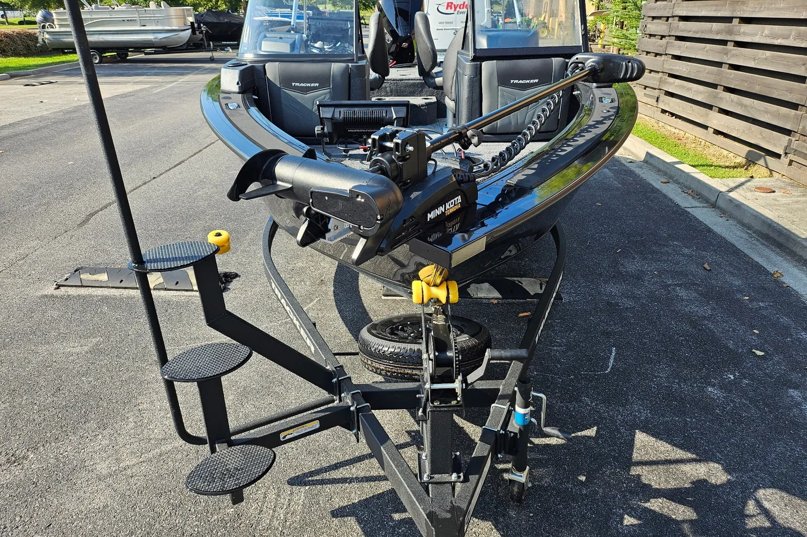 Tracker Targa V-19 WT, фотография 4