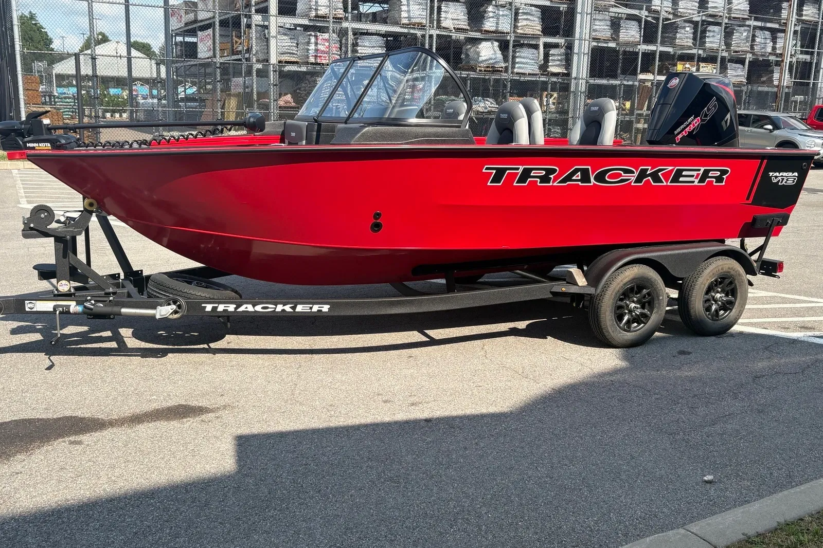 Tracker Targa V-18 WT, фотография 3