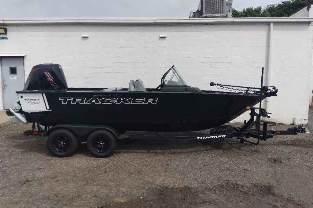 Tracker Targa V-19 Combo, фотография 2