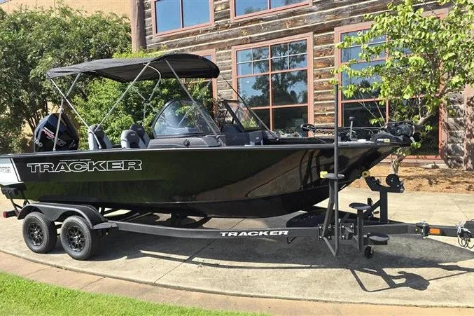 Tracker Targa V-19 Combo, фотография 6