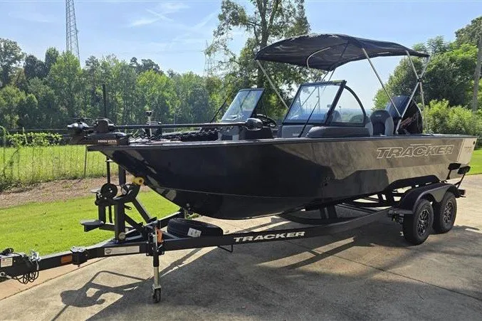 Tracker Targa V-19 Combo, фотография 8