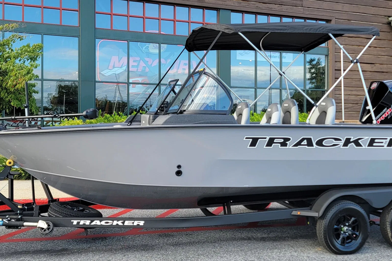 Tracker Targa V-19 Combo, фотография 3