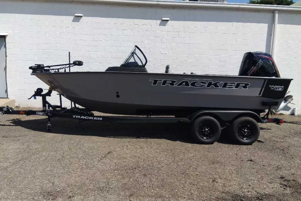 Tracker Targa V-19 Combo, фотография 2