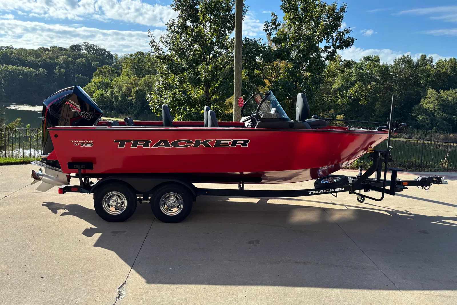 Tracker Targa V-19 Combo, фотография 1