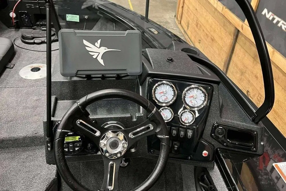 Tracker Targa V-19 Combo, фотография 3